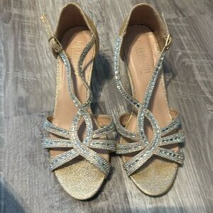 Size 7.5 De Blossom gold and silver heeled shoes